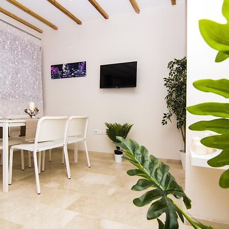 Apartamentos Centro Puerto De Santa Maria إل بويرتو دي سانتا ماريا المظهر الخارجي الصورة