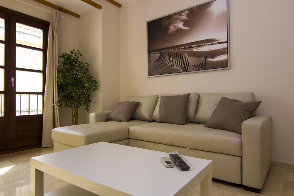 Apartamentos Centro Puerto De Santa Maria إل بويرتو دي سانتا ماريا الغرفة الصورة