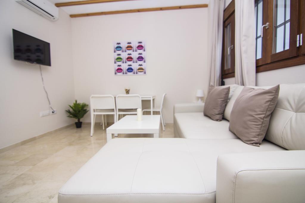 Apartamentos Centro Puerto De Santa Maria إل بويرتو دي سانتا ماريا الغرفة الصورة