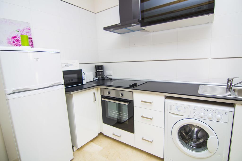 Apartamentos Centro Puerto De Santa Maria إل بويرتو دي سانتا ماريا المظهر الخارجي الصورة