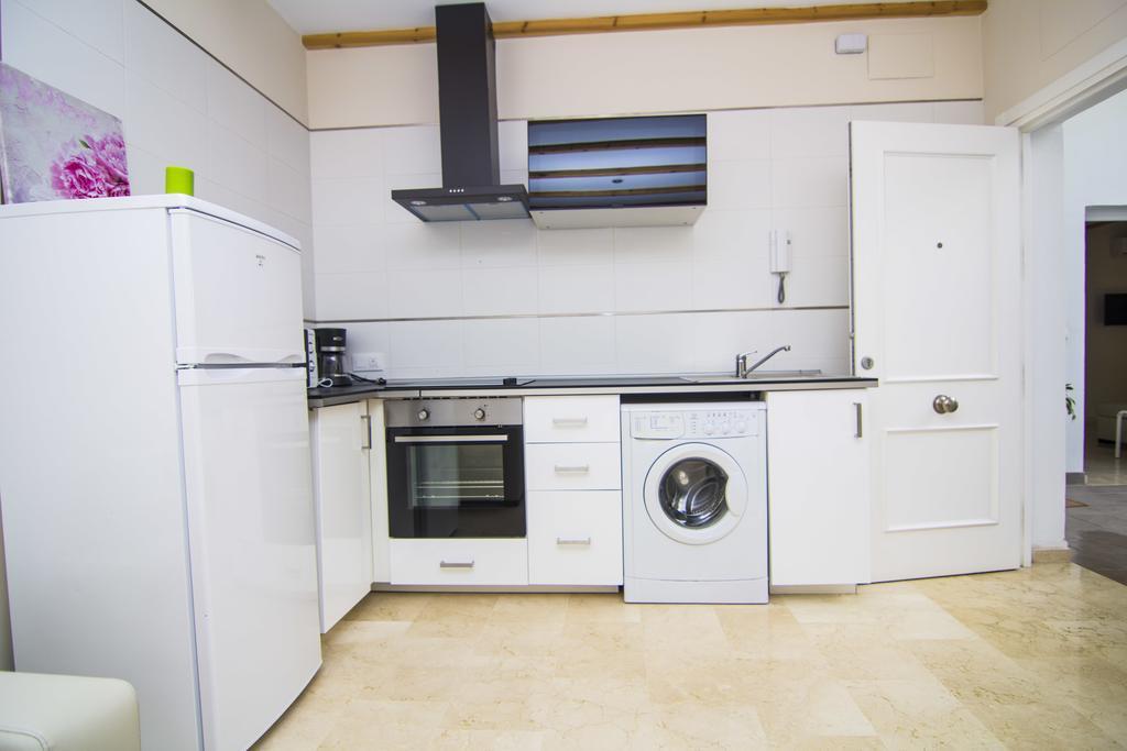 Apartamentos Centro Puerto De Santa Maria إل بويرتو دي سانتا ماريا المظهر الخارجي الصورة
