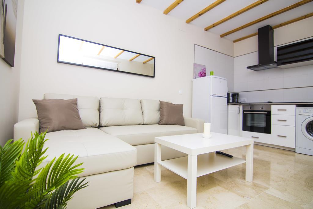 Apartamentos Centro Puerto De Santa Maria إل بويرتو دي سانتا ماريا الغرفة الصورة