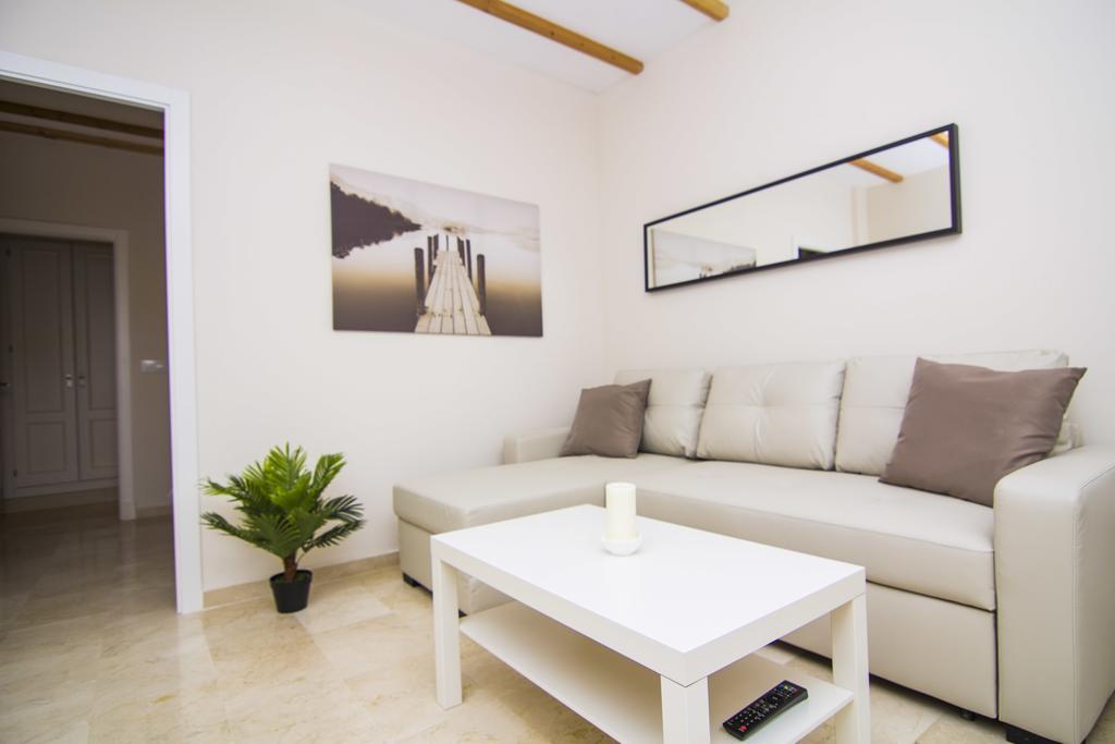 Apartamentos Centro Puerto De Santa Maria إل بويرتو دي سانتا ماريا المظهر الخارجي الصورة