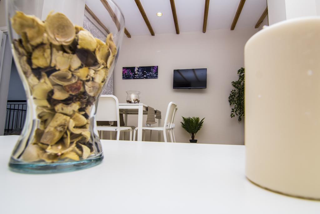 Apartamentos Centro Puerto De Santa Maria إل بويرتو دي سانتا ماريا المظهر الخارجي الصورة
