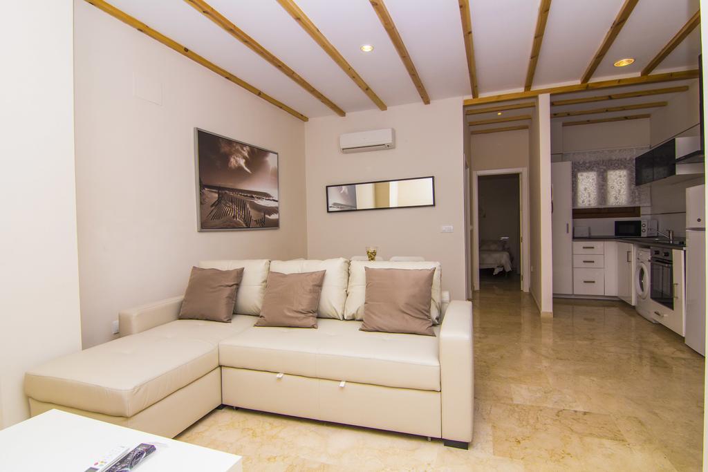 Apartamentos Centro Puerto De Santa Maria إل بويرتو دي سانتا ماريا الغرفة الصورة